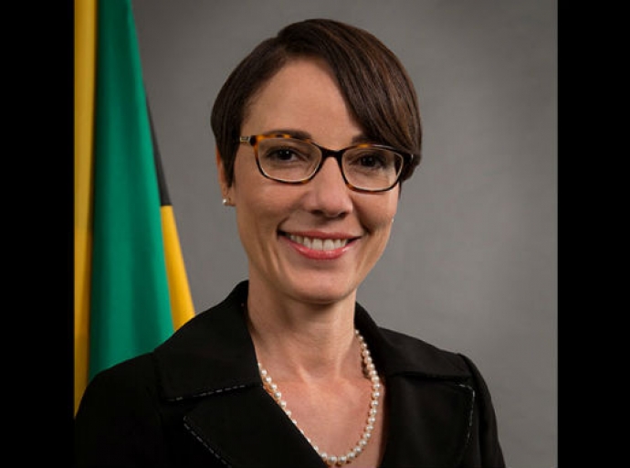 Gov’t Urges Jamaicans to Register With Missions